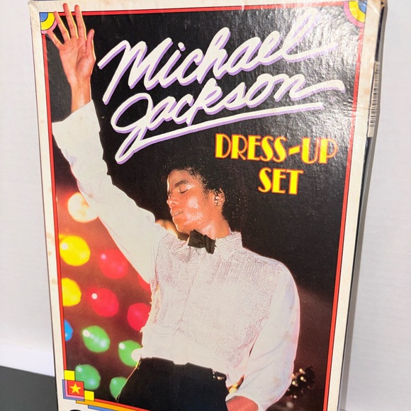 Michael Jackson Colorforms Dress-Up Set - Picture 3 of 9